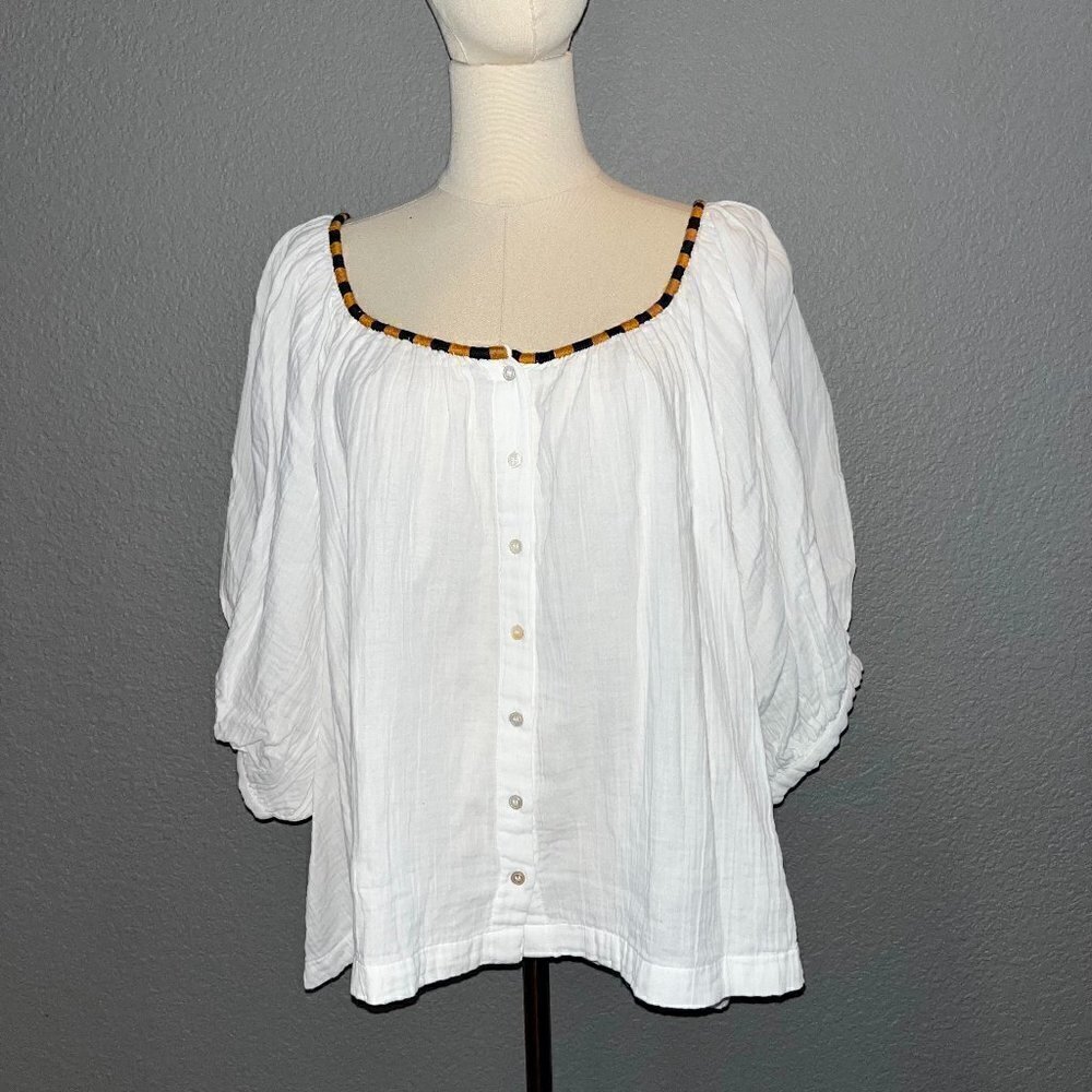 SUNDRY White Button Cropped Blouse Wide Neck & Balloon Sleeves Blue Gold Trim S